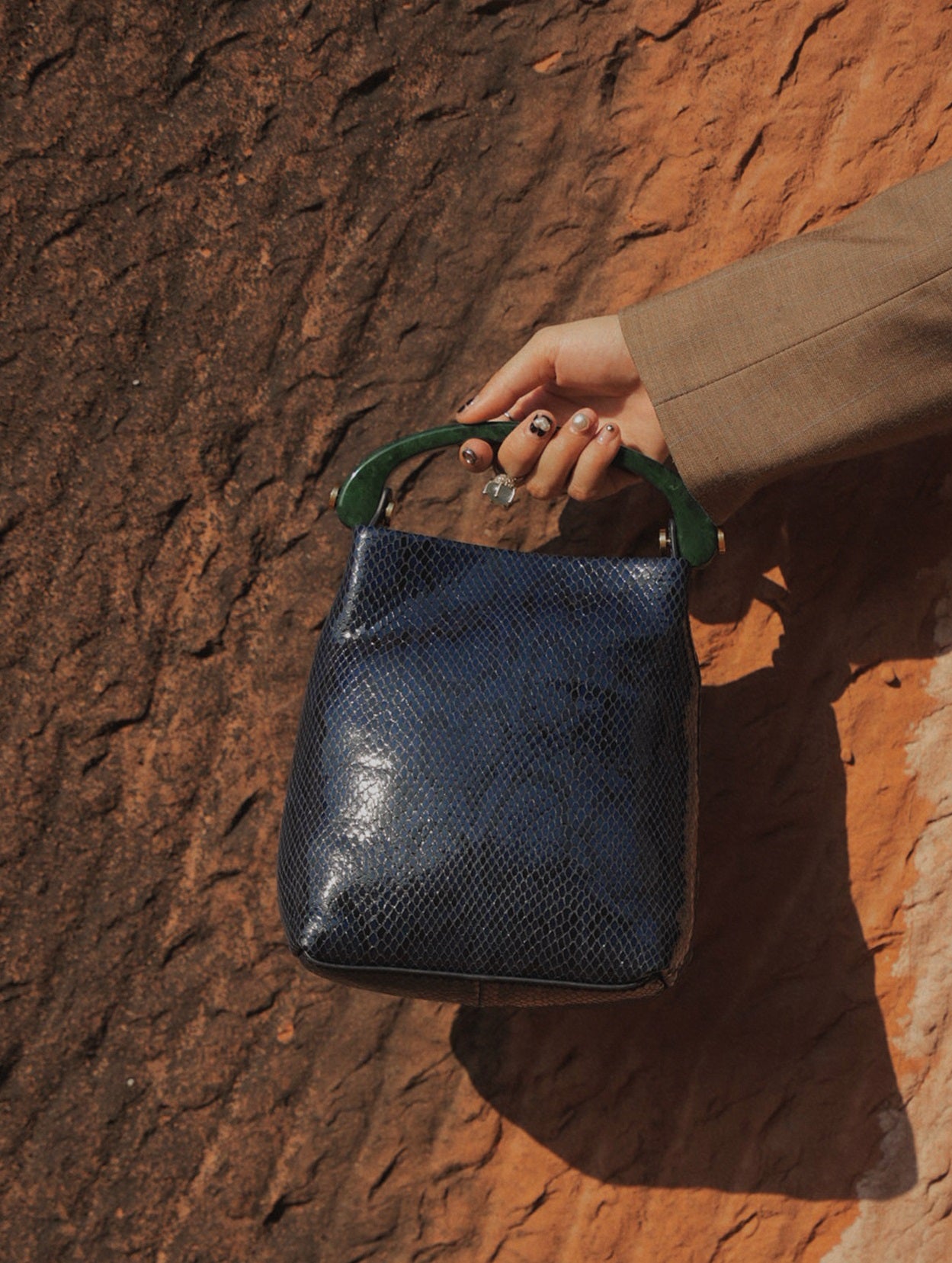 IUBALLET new old money style snake print leather handbag - PARAK.