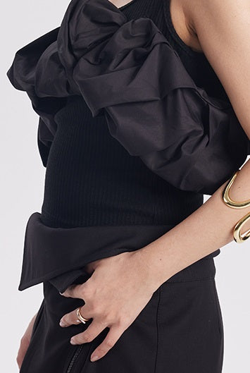 TINY IN  ruffle slanted shoulders cropped top with mesh sleeve -ZAN