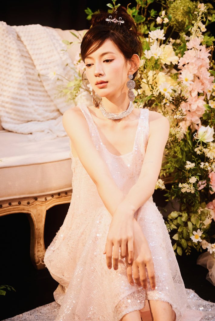 DOLLY Luxury U-Neck Sleeveless Fake Two Piece Midi Swing Dress-KASSIA