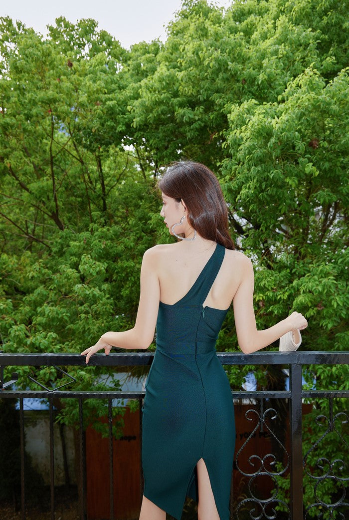 DOLLY High End Deep Green Slant Collar Sleeveless Body Hug Short Dinner Dress-ODETTE