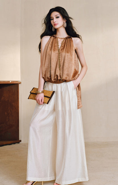 WANGXO|Lace-Trimmed Metal Chain Halterneck V-Neck Pleated Top with Delicate Texture -AYRA