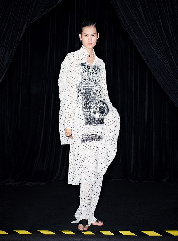 M essential Mackay designer Fubo tulle printed pavé embroidery stand-up collar shirt - LOVE.