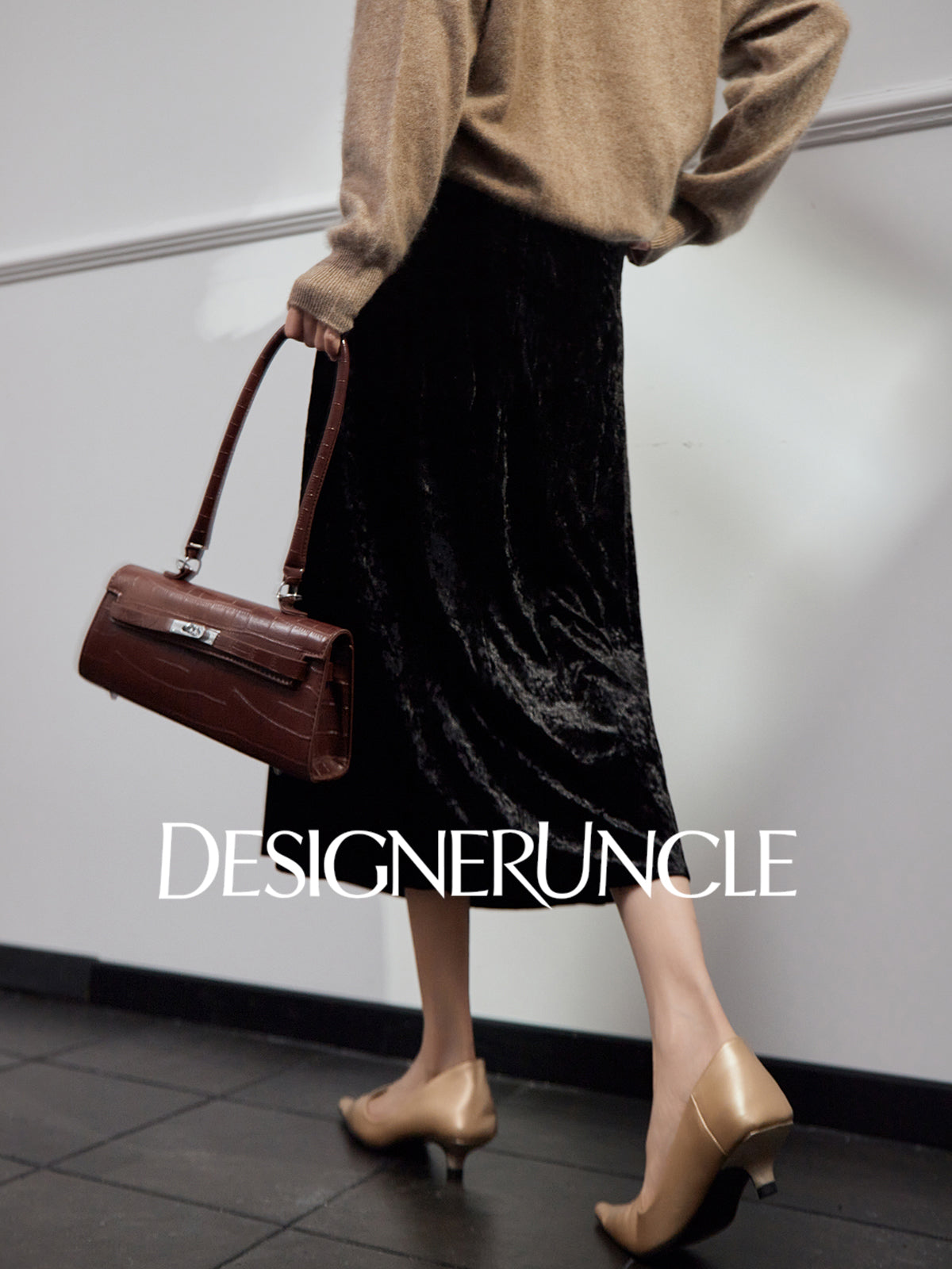 DGU "Mu Jin" khaki new retro velvet high-end slimming skirt - STOP.