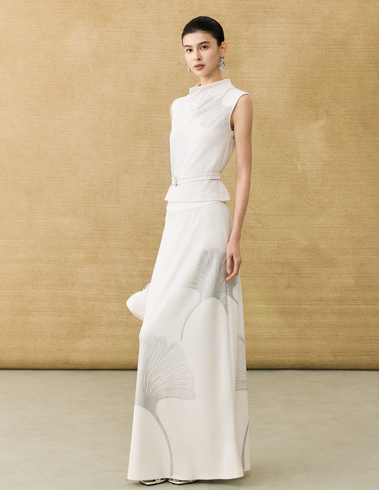 HECO Chinese Style Elegant Swing Neck Sleeveless Ginkgo Biloba Print T-Shirt - BOBA.