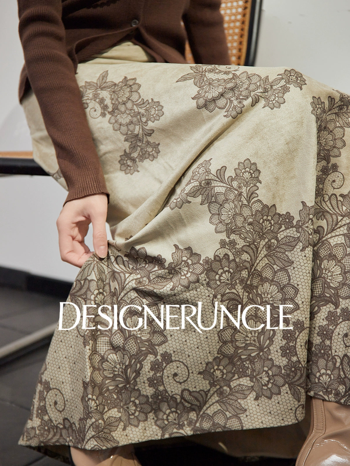 DGU "Mo Man" khaki green autumn new retro print high-waisted design skirt - MANE.