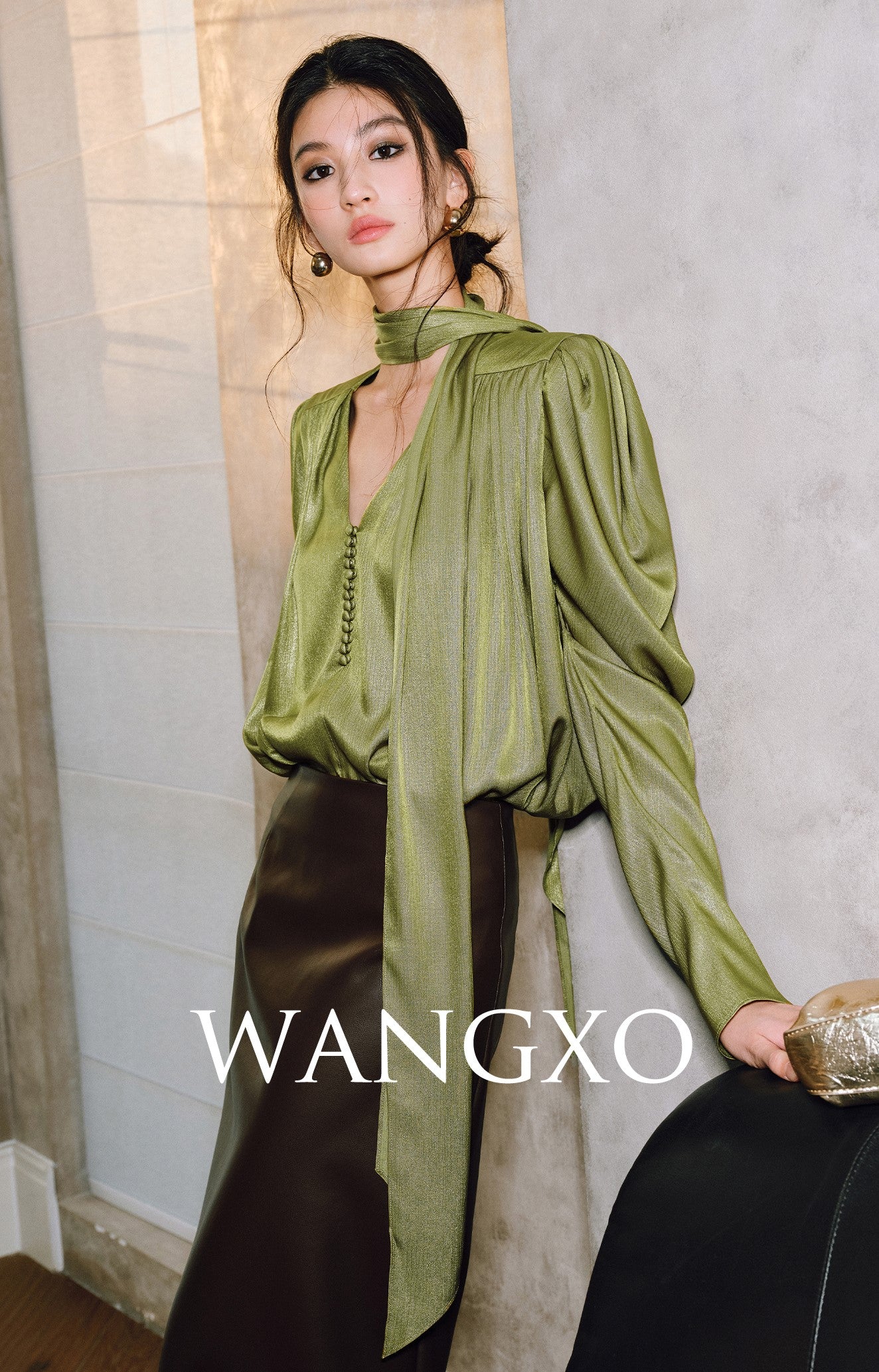 WANGXO | Satin Luster with Sequin-Embellished Silk Sleeve V-Neck Streamer Shirt - NIA.