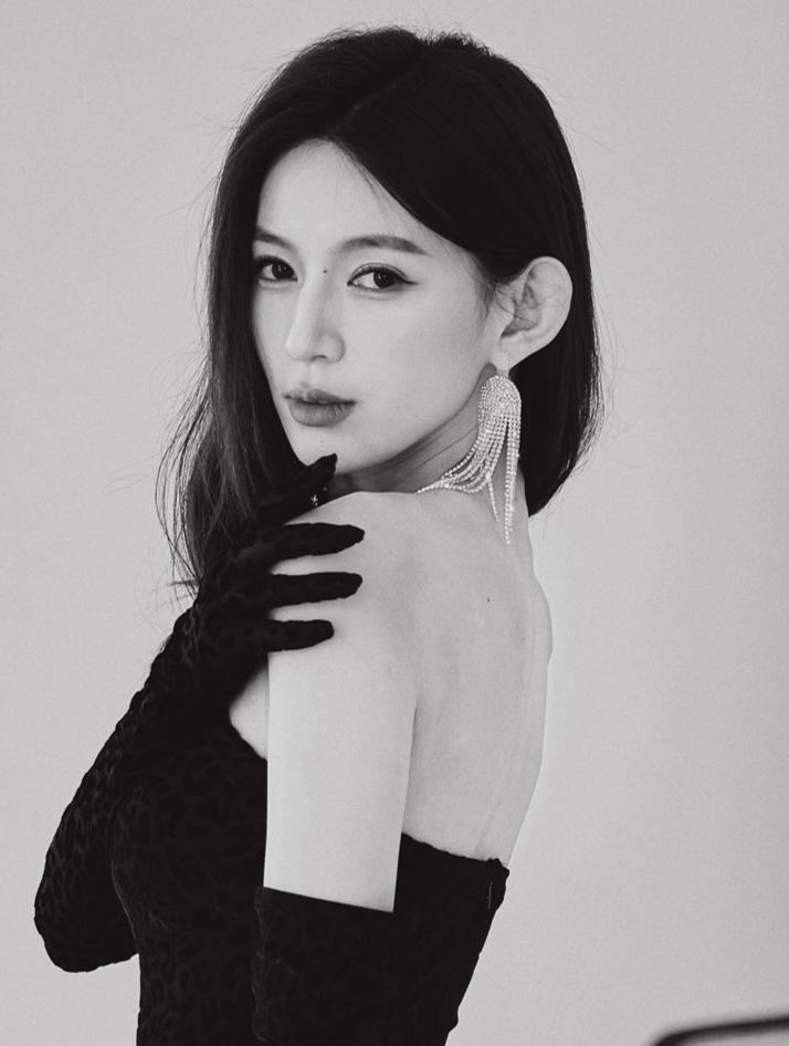 DOLLY Luxury Diamond Rhinestone Stud Chic Tassel Earrings-BABARA