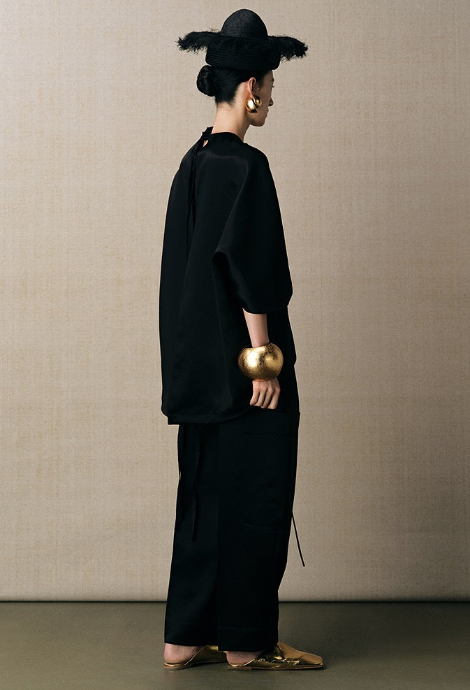 ZHUCHONGYUN black half sleeved crew neck top-CUB.