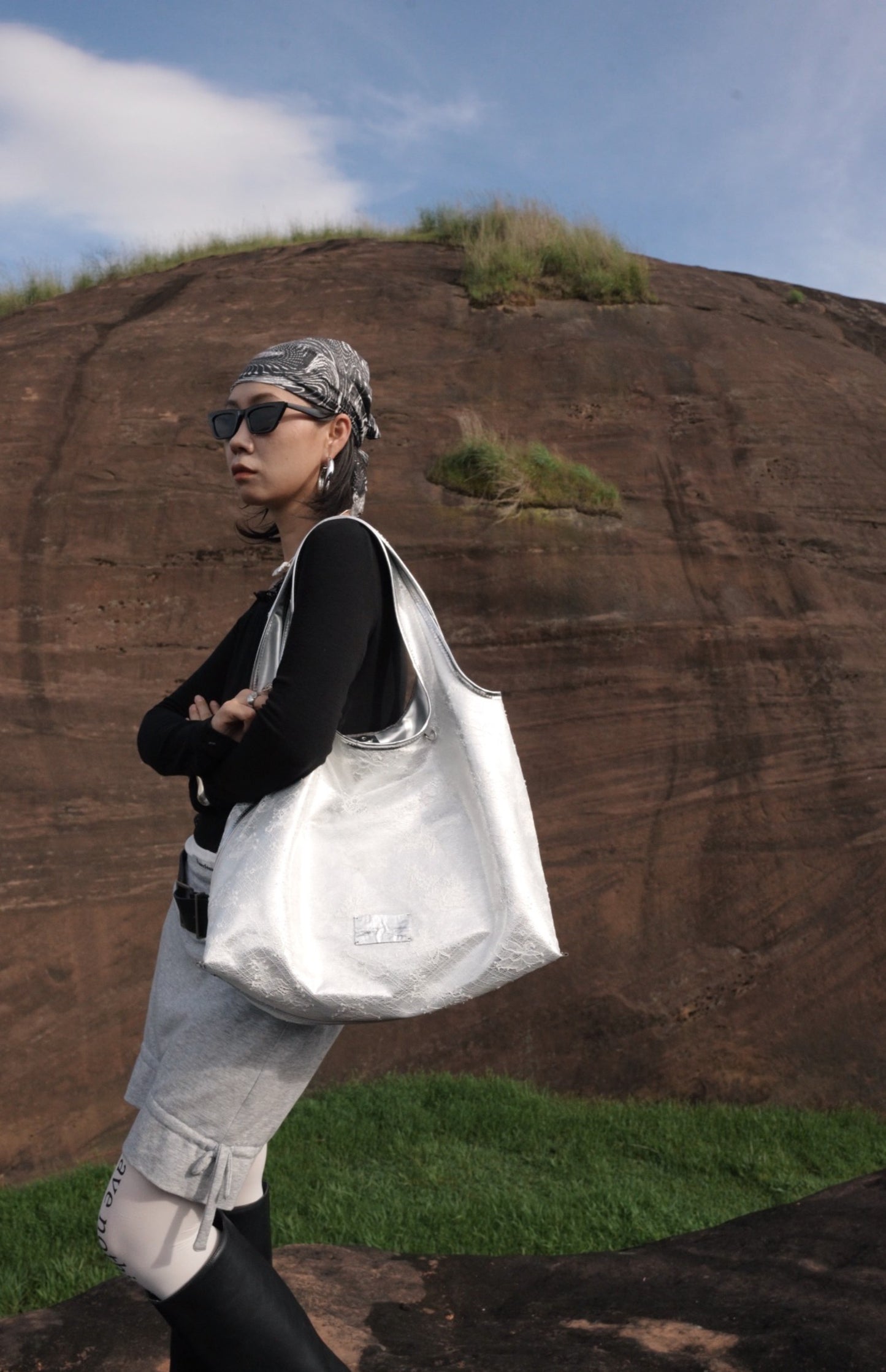 IUBALLET Relaxism New Lace One Shoulder Crossbody Large Capacity Tote Bag - APOCALYPSE ?