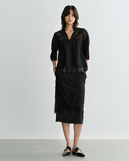 COMME MOI silk embroidered black slit midi skirt - LONDON.