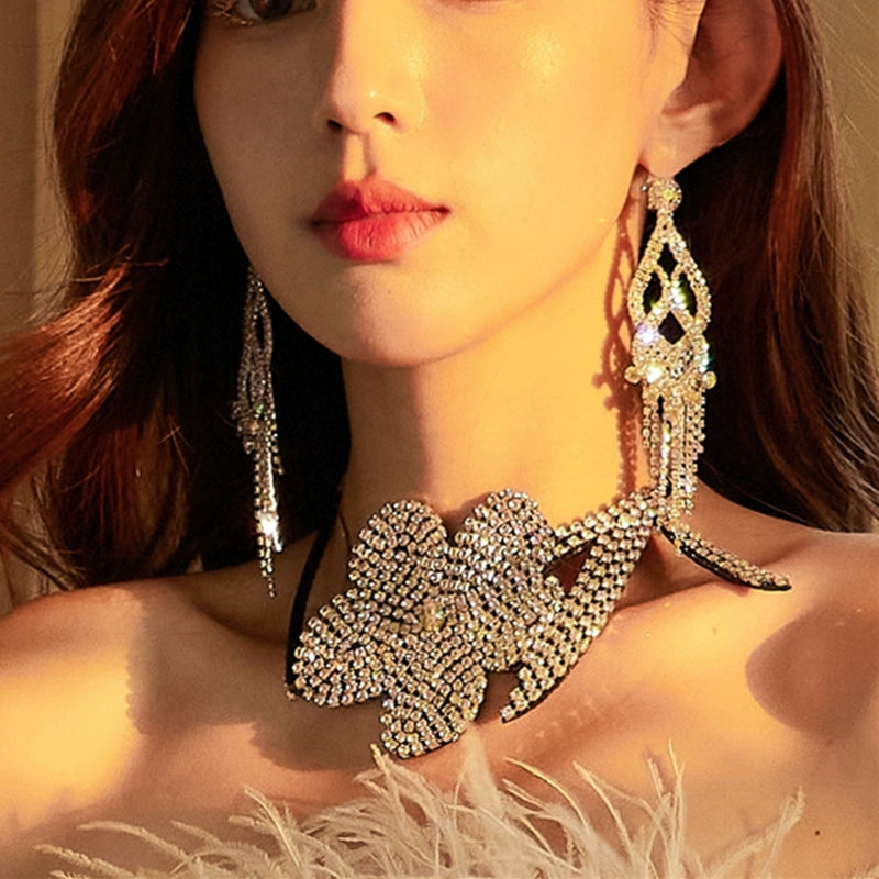 DOLLY Elegant Diamond Plant/Flower Design Chocker Necklace-OLIVIA