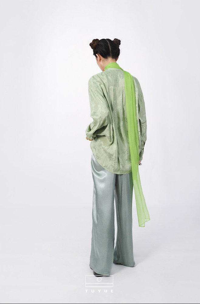 TUYUE Jacquard Pleated Crew Neck Long Sleeve Shirt- JASON.