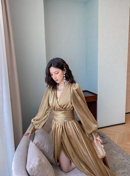 DOLLY Elegant Retro Gold Deep V-Neck Long Puff Sleeve Long Slit Award Dress-HUGO
