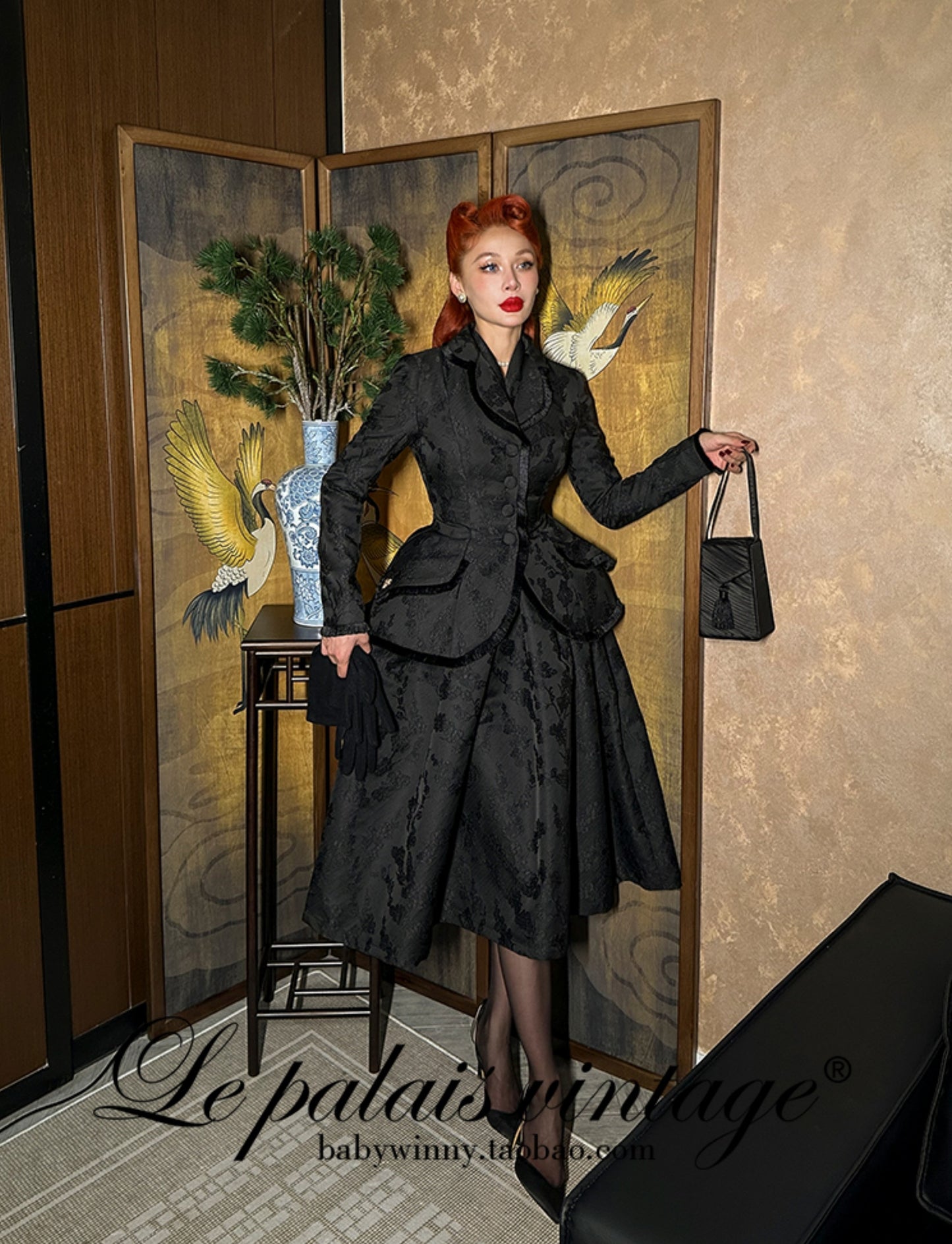 Le Palais Vintage Lace Dark Pattern Waist Slim Cropped Jacket-AMAN