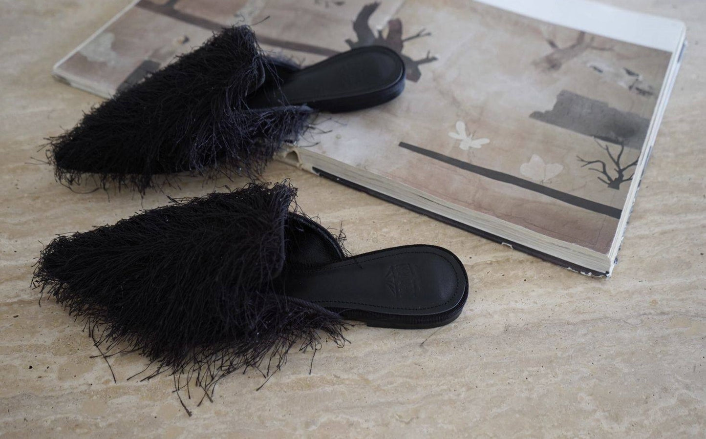 B-FEI black fur niche pointed toe flat mules shoe-VASCO.