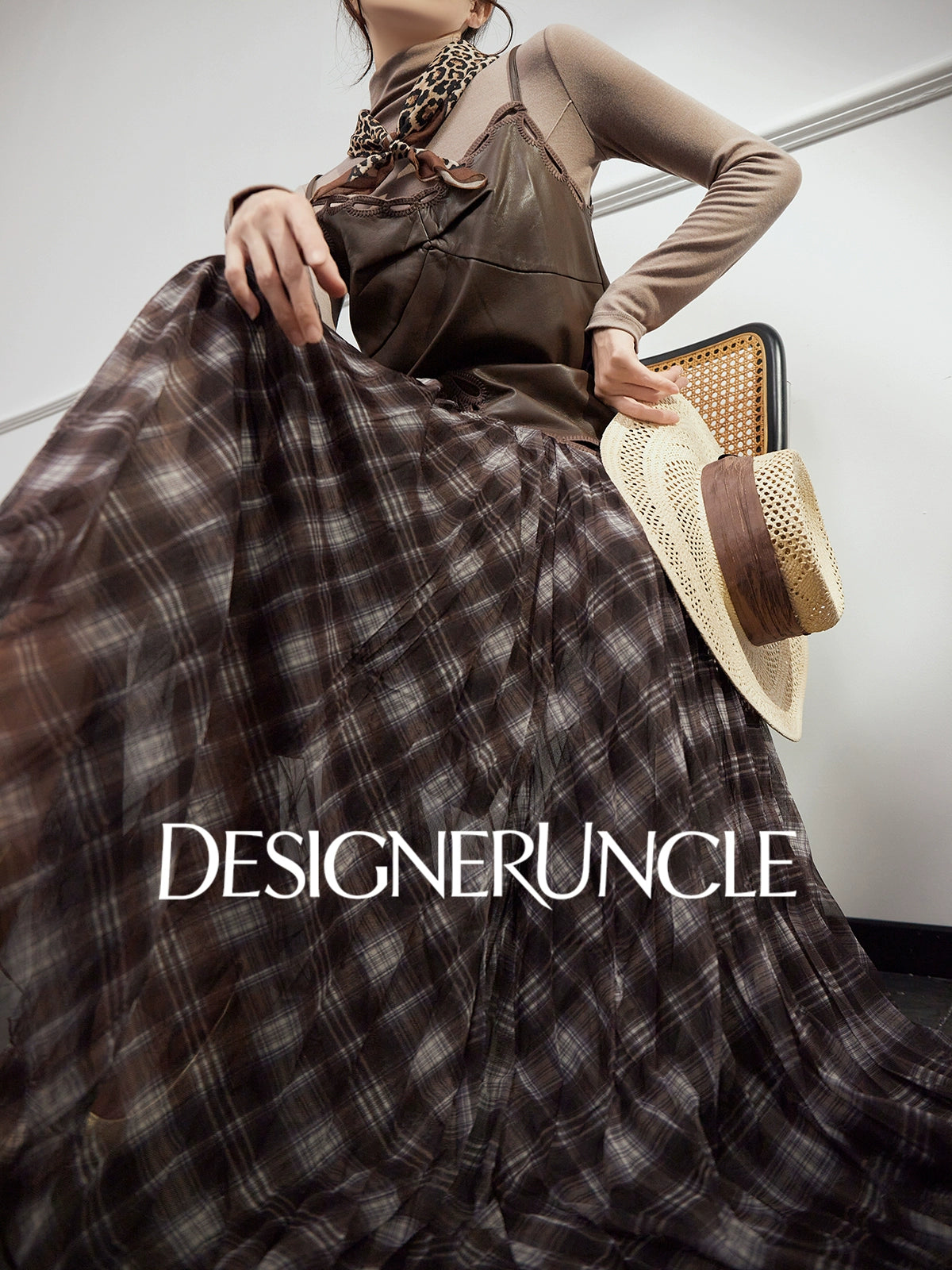 DGU "Wind Hidden Woman" maroon suspender layered slimming layered top - LAYE.