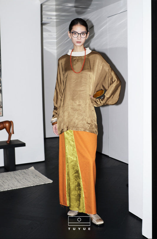 TUYUE Crew neck silhouette back lace-up long-sleeved top- AGNES.