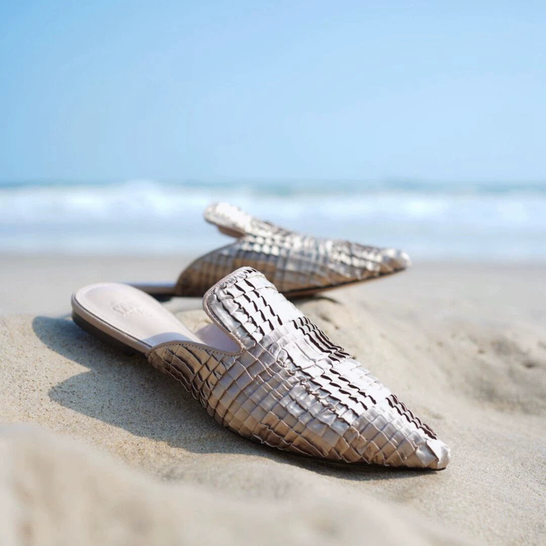 B-FEI Woven fabric pointed toe flat mules- POMI.