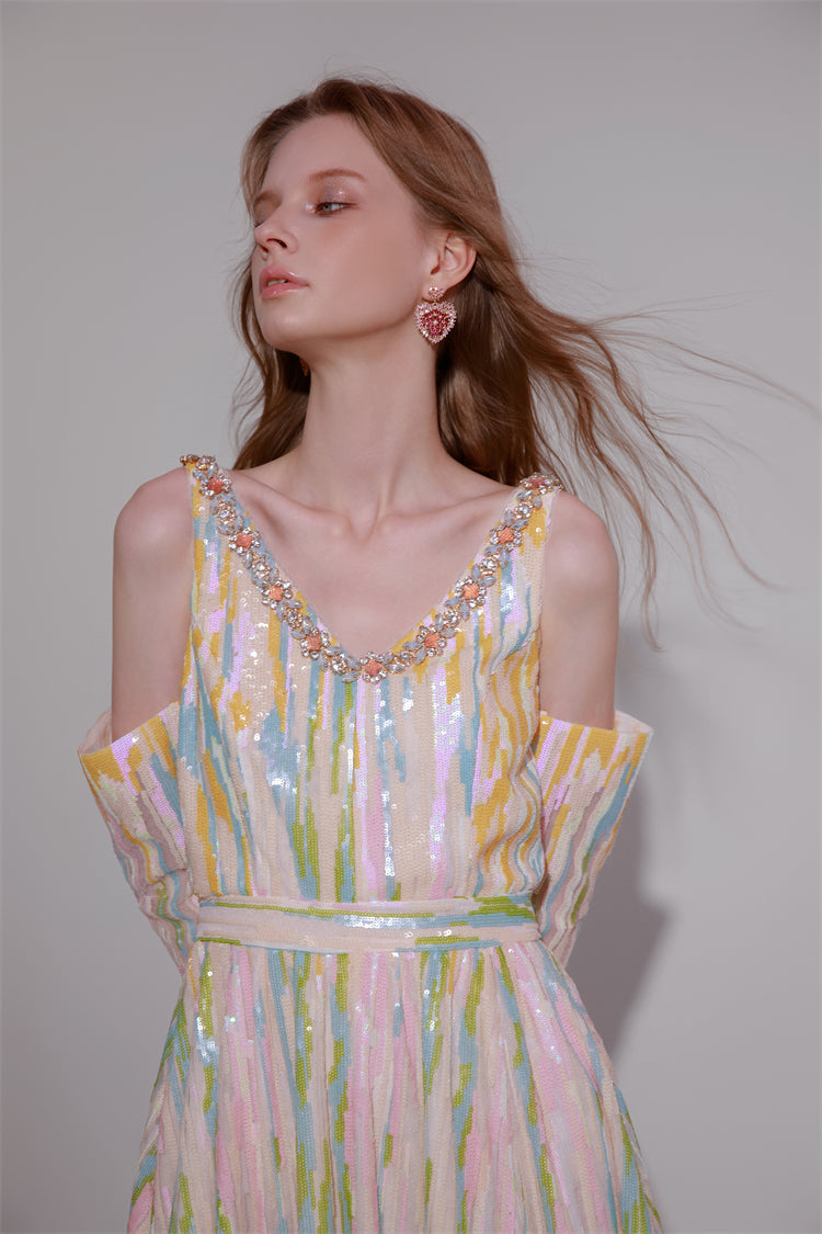 Wardrobes by Chen Luxury Pink Love Shaped Diamond Earrings-Vivian