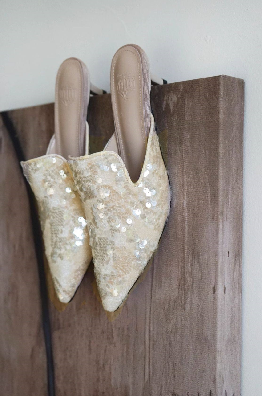 B-FEI Niche Embroidered Pointed Semi-Toe Kitten Heel Mules-IMMU.