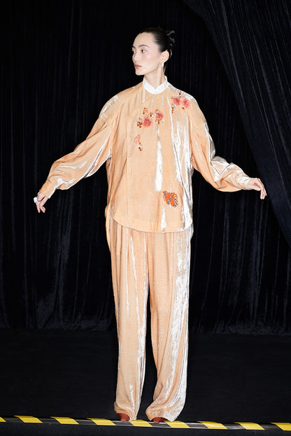 M essential Marquette Rulang velvet dahlia Thai lion goldfish studded bead shirt - BAO.