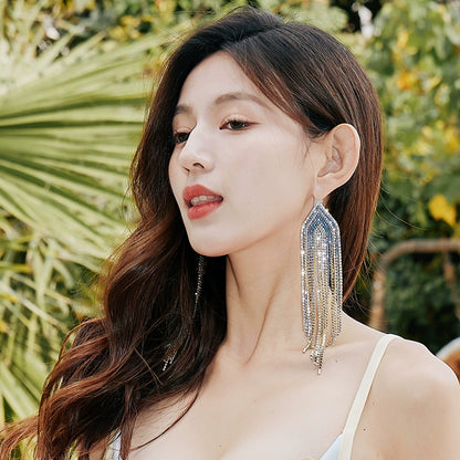 DOLLY High End Blue Diamond Earring-JUA