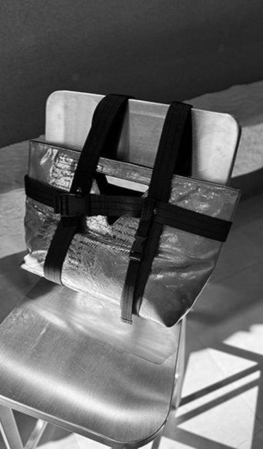 IUBALLET Turf Cobbler's Leather Tote Bag - GOLD.