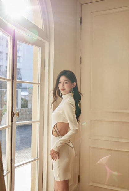 DOLLY High End White Crew Neck Long Sleeve High Waist Baring Slim Fit Dress-CAROLE