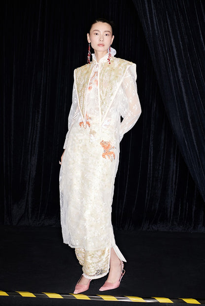 M essential Mackay designer label Jinghui embroidered lace-up trim collar - BABE.