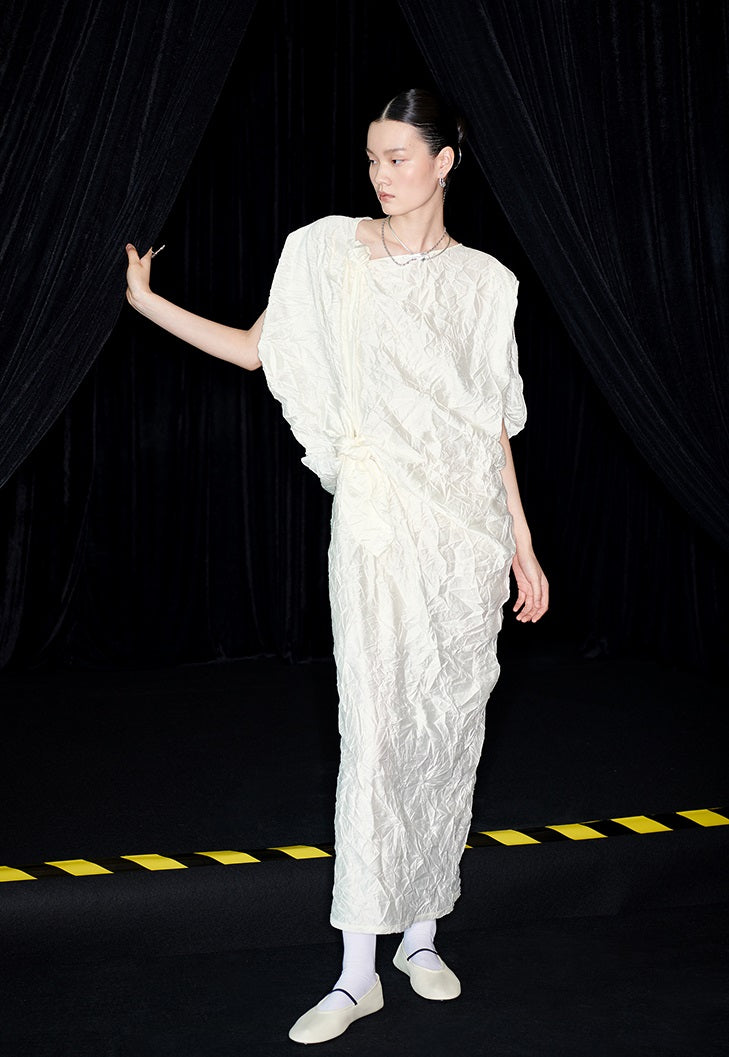 M essential Mackay designer Comfort pressed pleated irregular cut dress - calc.