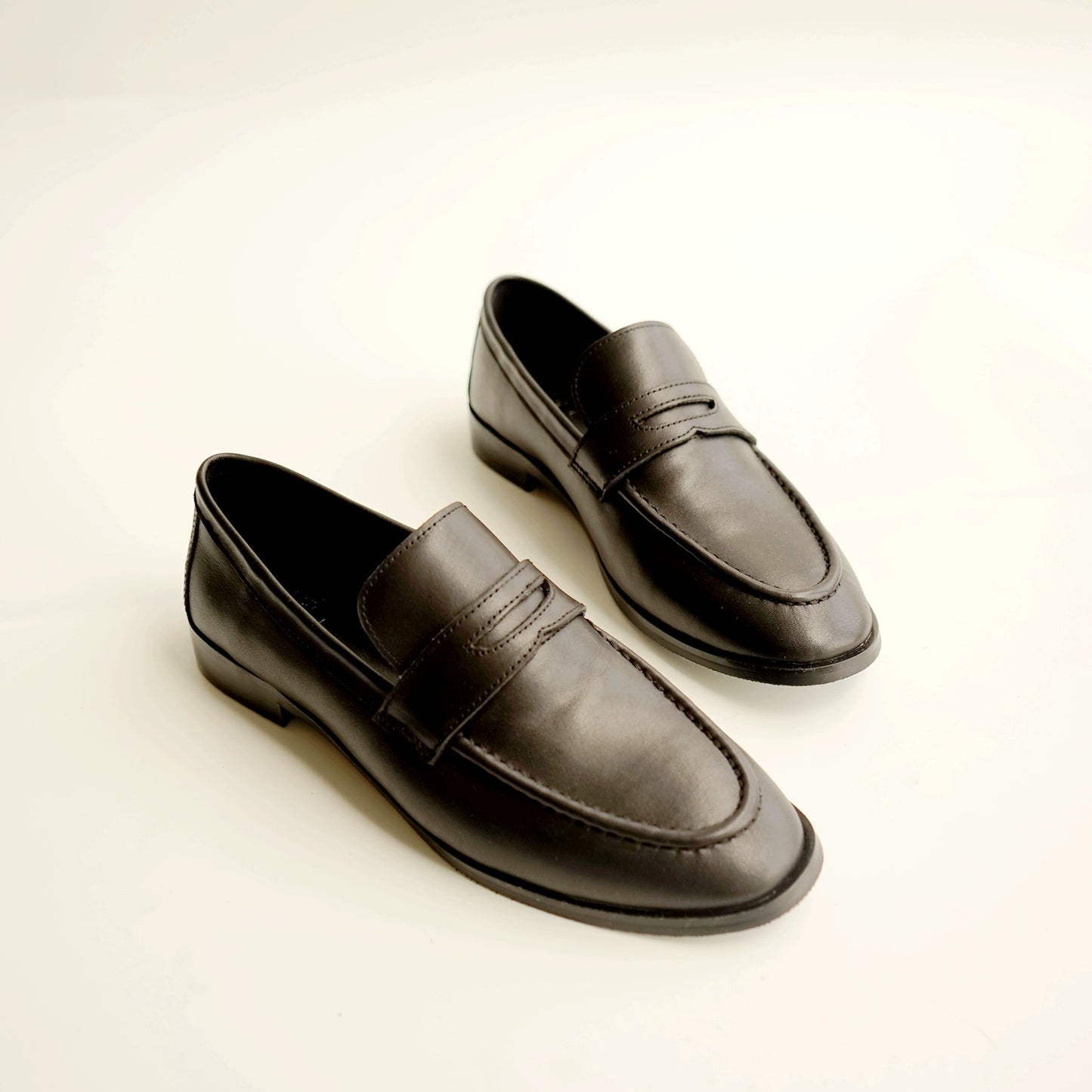 B-FEI classic black leather round-toe shoes-TENNY.