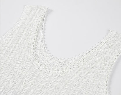 COMME MOI Women's White Cutout Raw Edge Knitted Vest - STELLA.