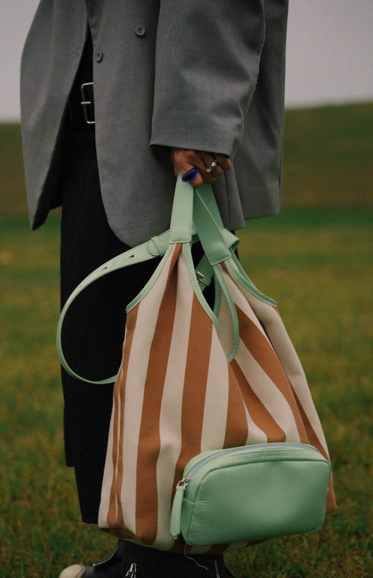 IUBALLET Striped Tote Bag  - VERNT.