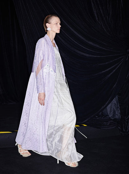 M essential Mackay designer label taro lace paneled pleated embroidery robe - HELEN.