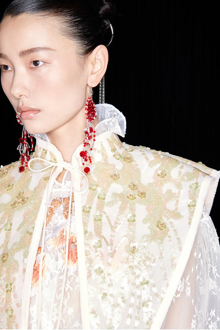 M essential Mackay designer label Jinghui embroidered lace-up trim collar - BABE.