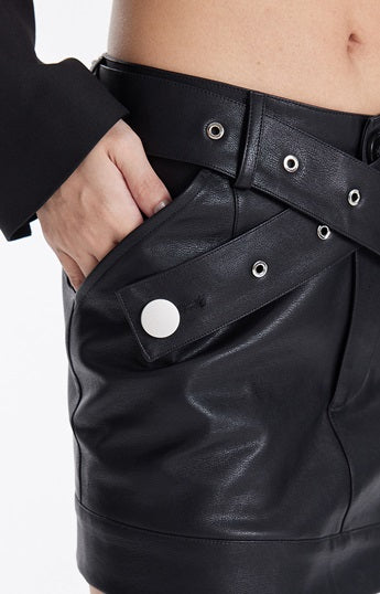 TINY IN cross belt pu leather black skirt -DASHY