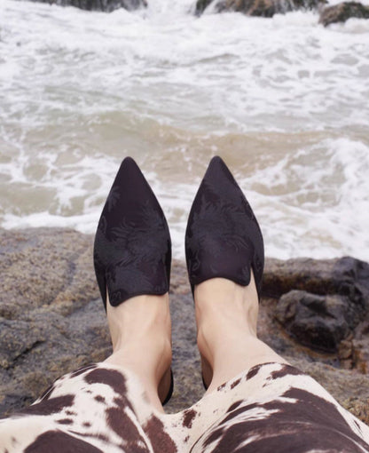B-FEI limited edition pointed flat slippers-SHINO.