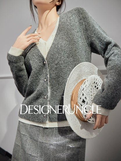 DGU| Gray sweater light luxury niche design V-neck fashion design knitted top - Roberta.