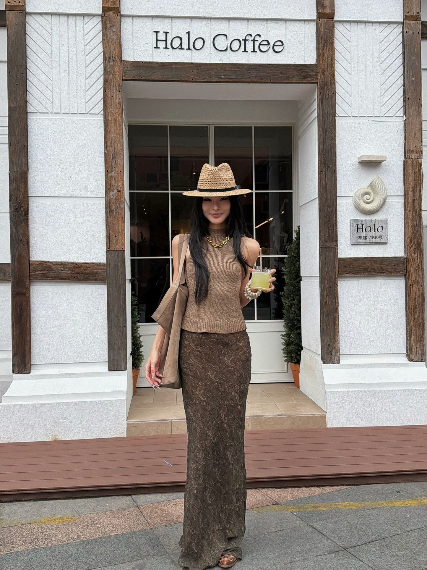 MEI SANUAN gold semi-high neck lace-up sleeveless knitted retro top - RIMA