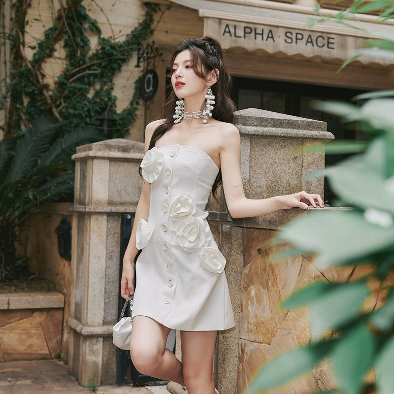 DOLLY Elegant White Flower Bud Chest Wrap High Waist Shor t Banquet Dress-LOLO