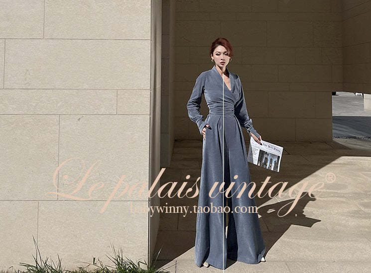 Le Palais Vintage Elegant long sleeves  V-neck matte velvet dinner wrap top-Maryann.