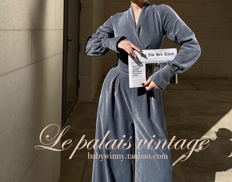 Le Palais Vintage Elegant long sleeves  V-neck matte velvet dinner wrap top-Maryann.