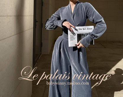 Le Palais Vintage Elegant long sleeves  V-neck matte velvet dinner wrap top-Maryann.