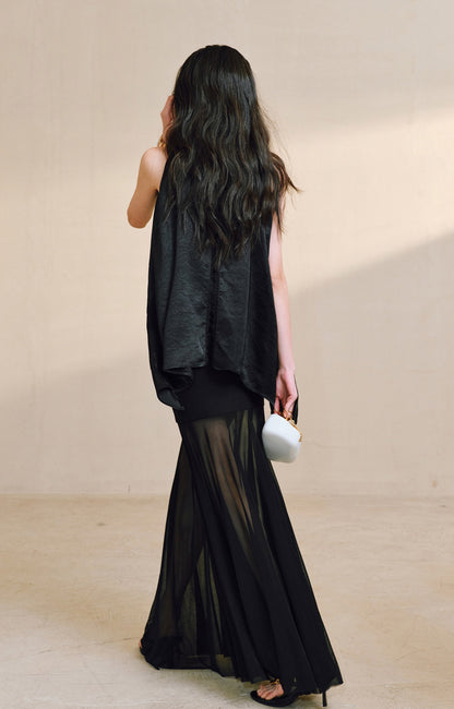 WANGXO|Lace-Trimmed Metal Chain Halterneck V-Neck Pleated Top with Delicate Texture -AYRA