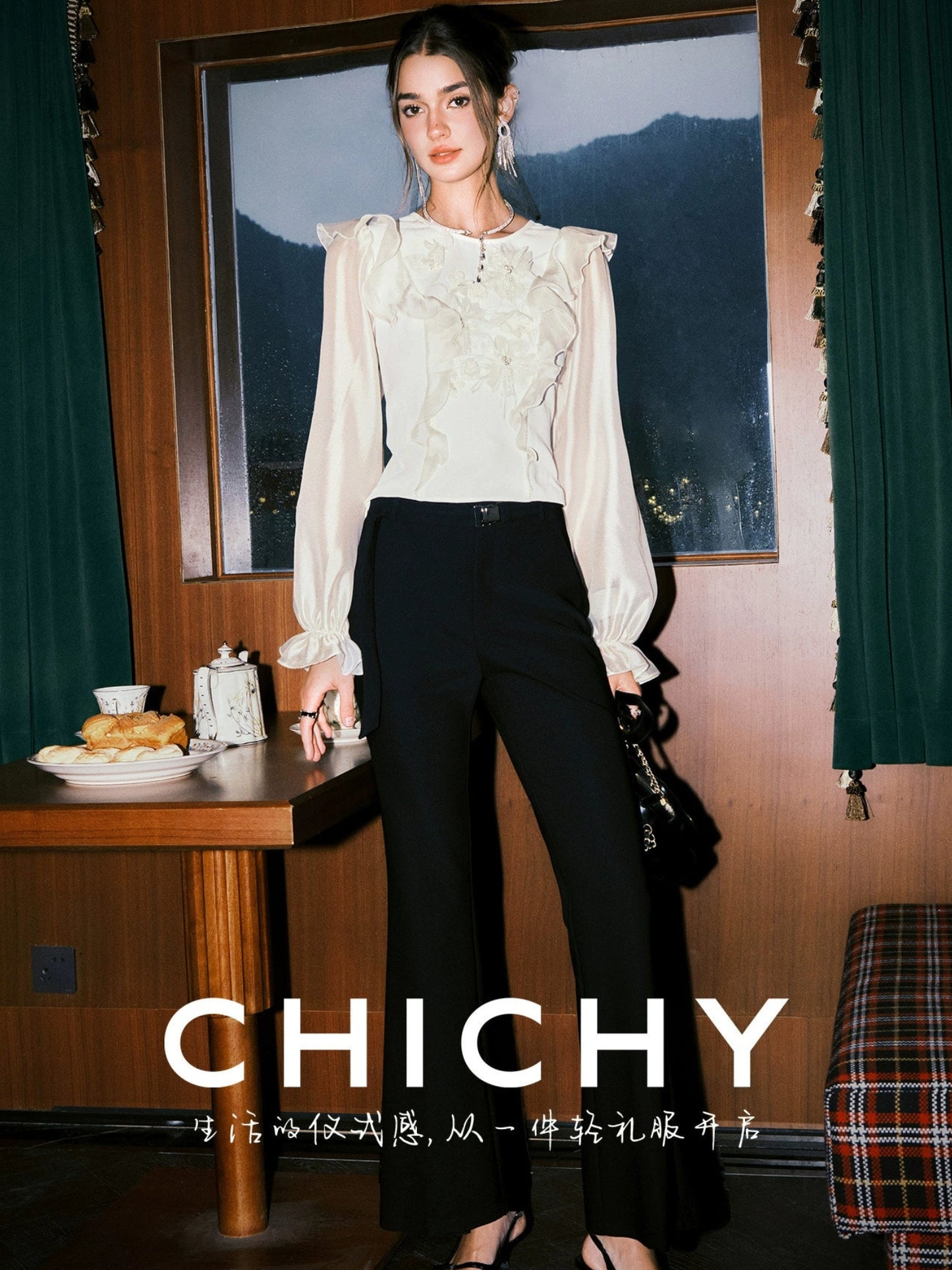 CHICHY Versatile Black High-Waisted Bootcut Foreign Goddess Pants-BERG