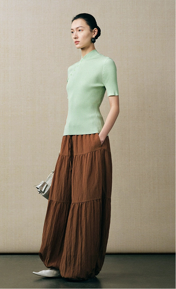 ZHUCHONGYUN stand-up collar slim diagonal placket knit top-BIBI.