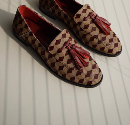 B-FEI British-style round toe loafers.