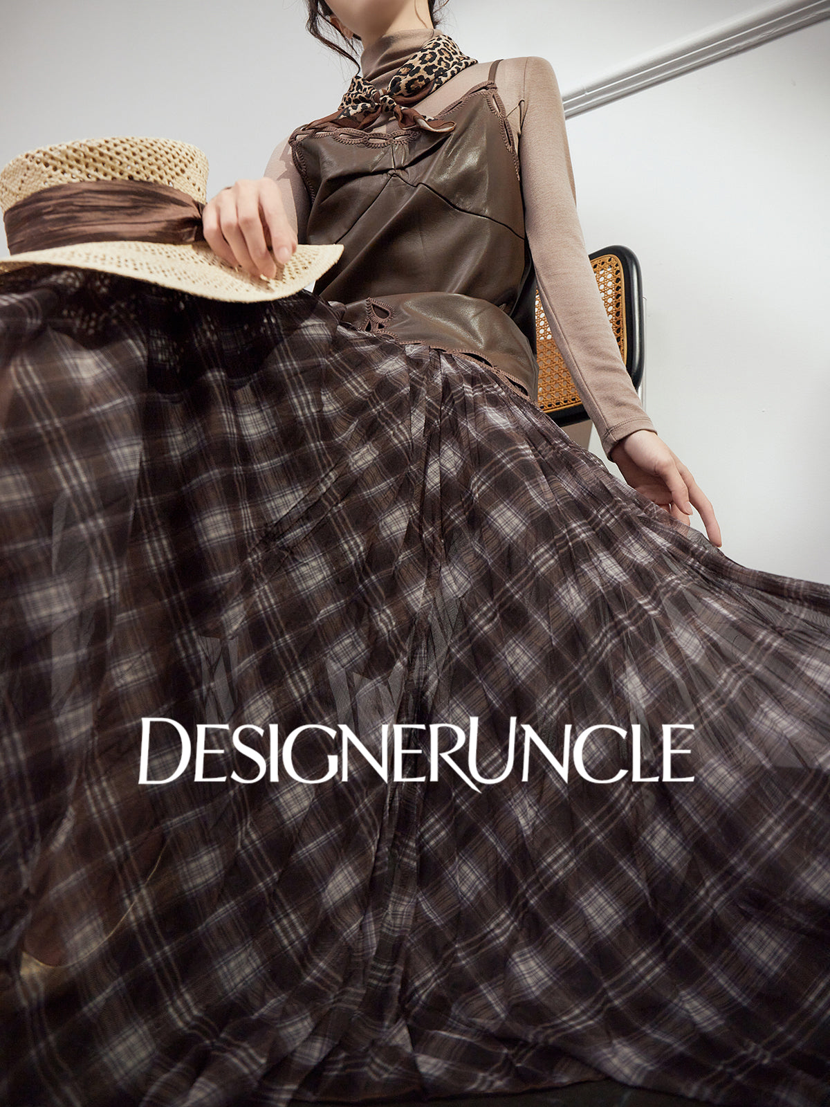 DGU "Wind Hidden Woman" maroon suspender layered slimming layered top - LAYE.