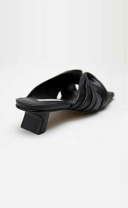 ZHUCHONGYUN Summer Black Tile Multi-Layer Pinch Pleated Shoes-ROTA.