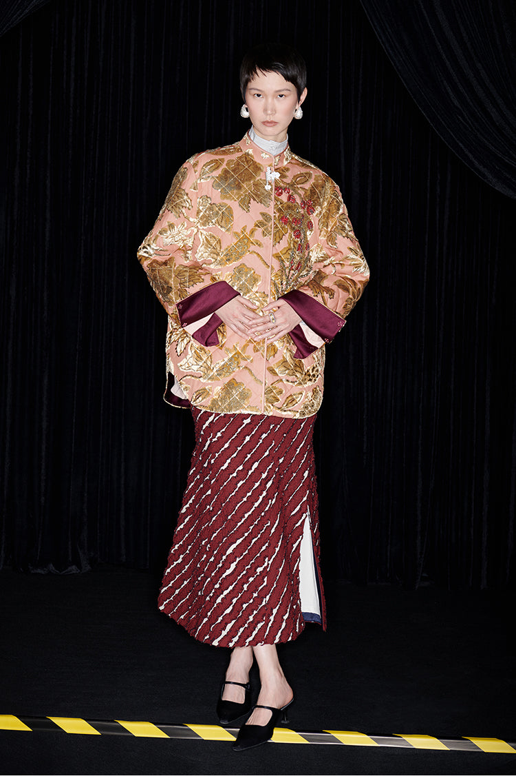 M essential Mackay designer embroidered lily of the valley quilted coat skirt set - nine.